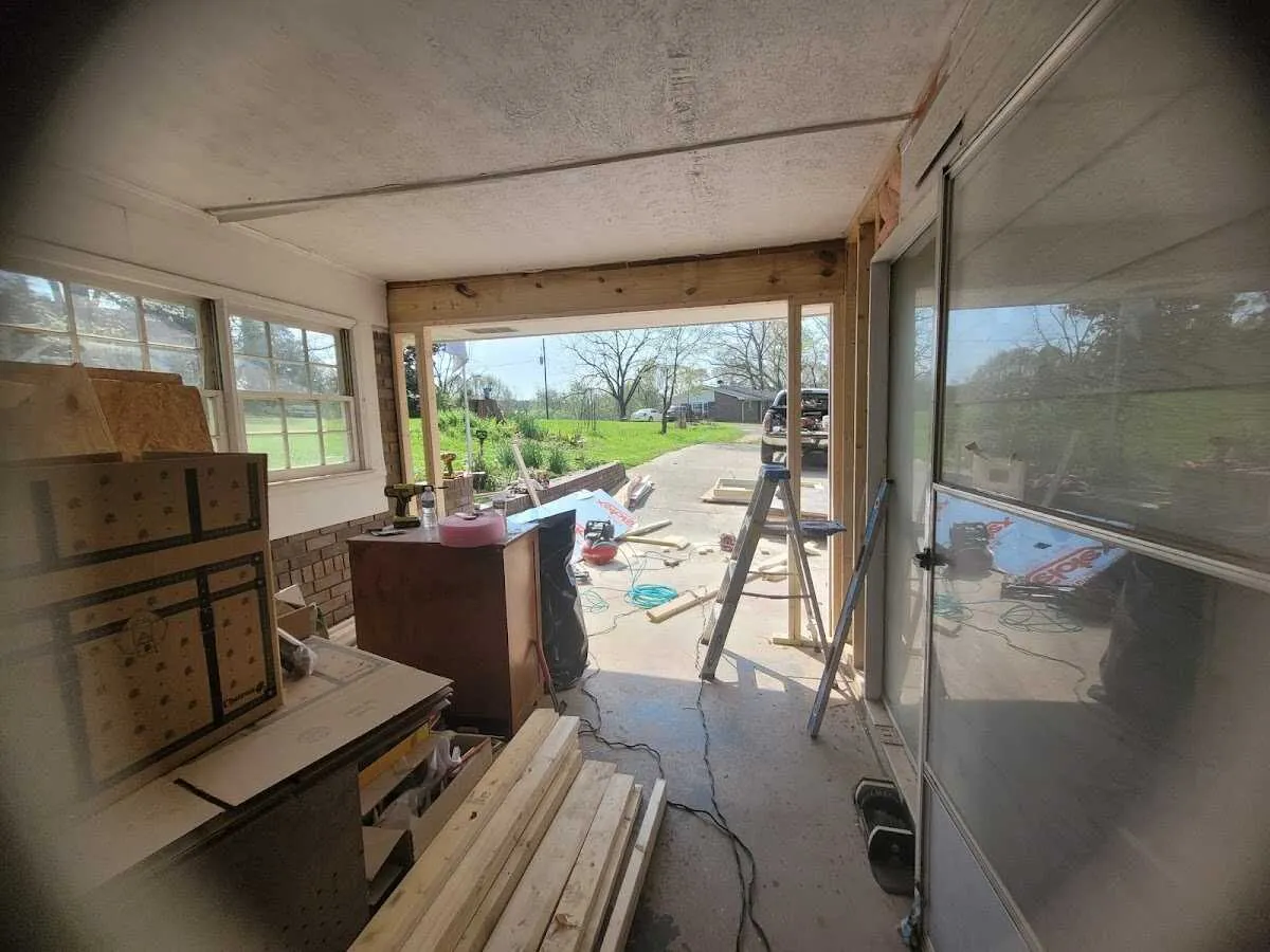 Air movers and dehumidifier for Water Mitigation Services in Cullman